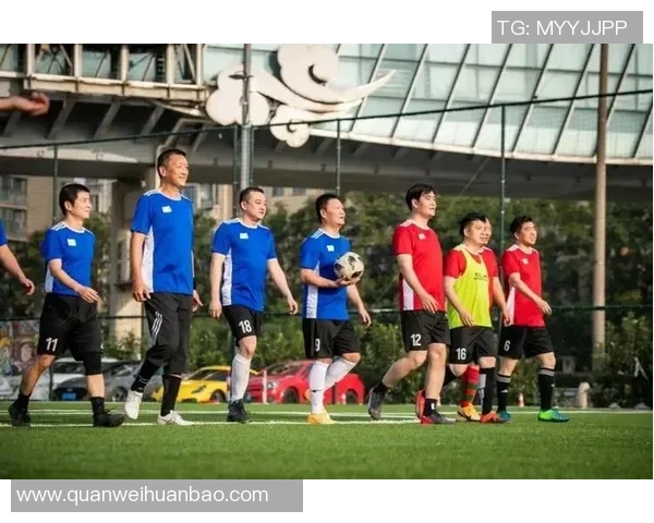 以5号球星足球为核心畅想绿茵场上的激情与荣耀追逐