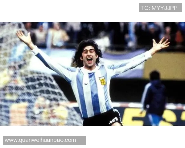 全球足球历史上最具影响力的十大黑人球星盘点与回顾