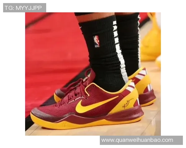 全球足球球星限量版球鞋拍卖价格大揭秘 豪华鞋款拍卖历史记录盘点