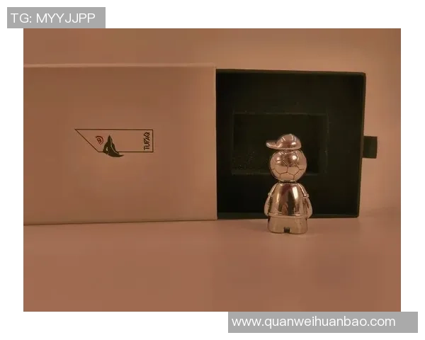 足球球星手办蓝牙音响创意设计引领潮流科技与体育文化融合新风尚