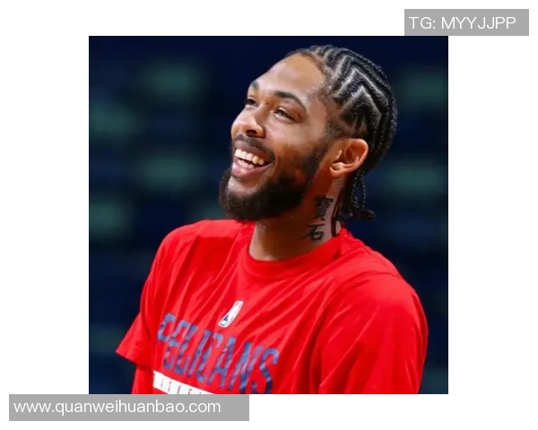 足球球星魅力瞬间，帅气头像与精彩文字完美结合，尽展足球风采